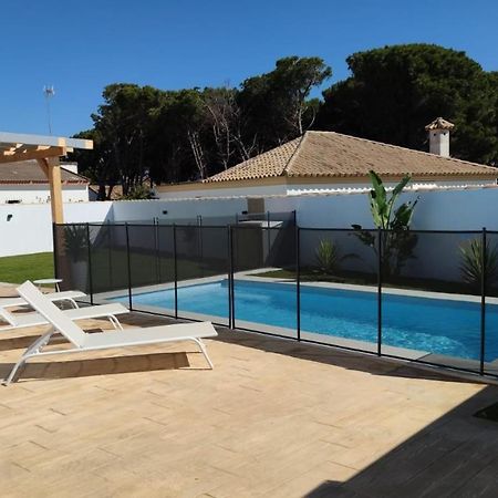 PALAPA GARDEN, muy cerca del mar, con piscina privada Villa Chiclana de la Frontera Exterior foto