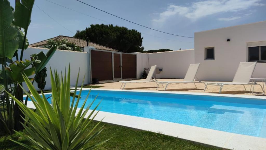 PALAPA GARDEN, muy cerca del mar, con piscina privada Villa Chiclana de la Frontera Exterior foto