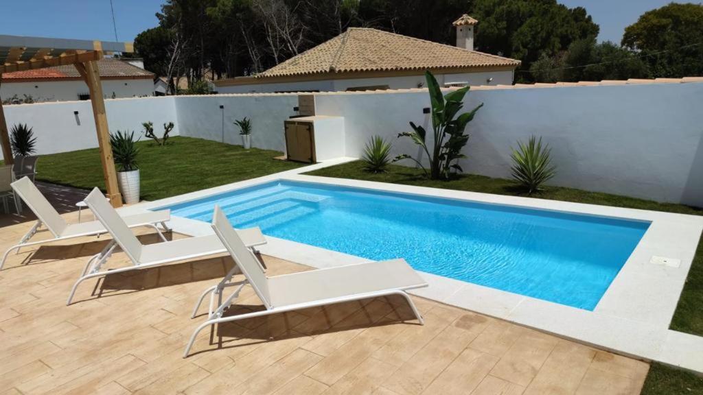 PALAPA GARDEN, muy cerca del mar, con piscina privada Villa Chiclana de la Frontera Exterior foto