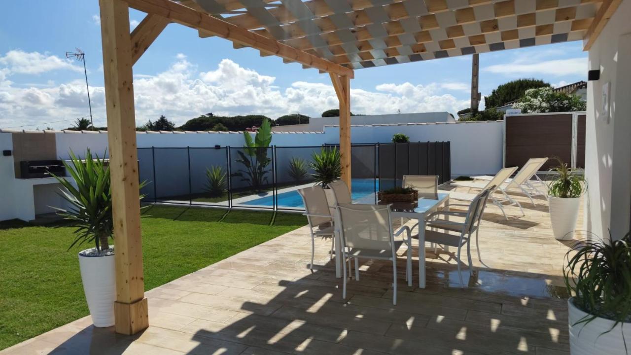 PALAPA GARDEN, muy cerca del mar, con piscina privada Villa Chiclana de la Frontera Exterior foto