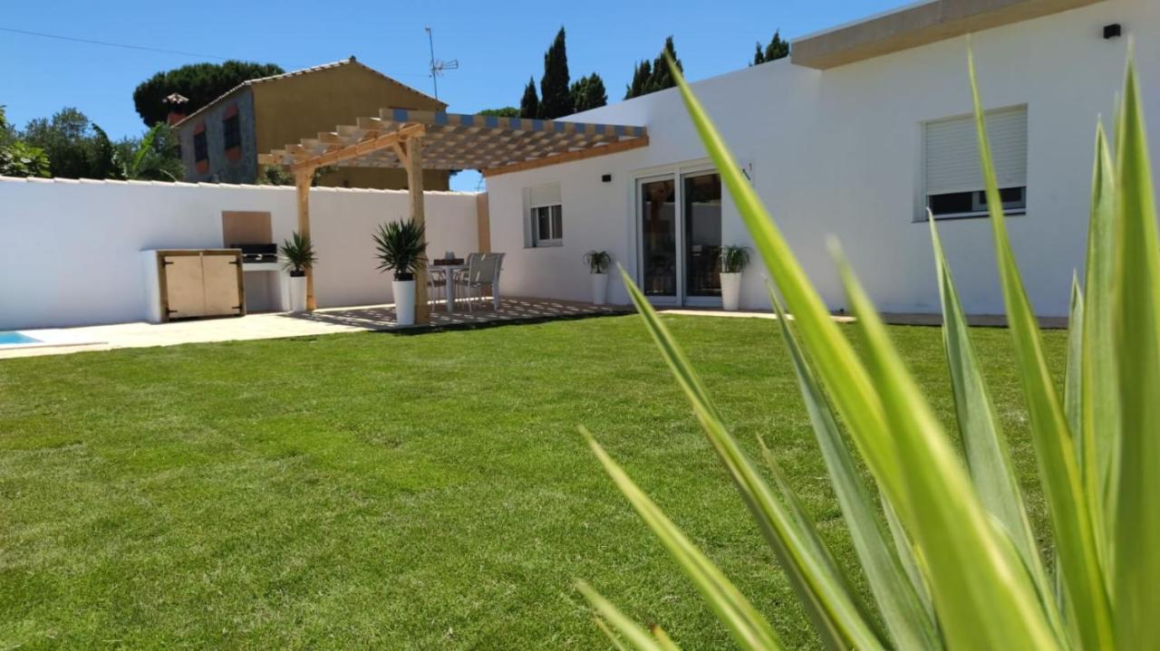 PALAPA GARDEN, muy cerca del mar, con piscina privada Villa Chiclana de la Frontera Exterior foto