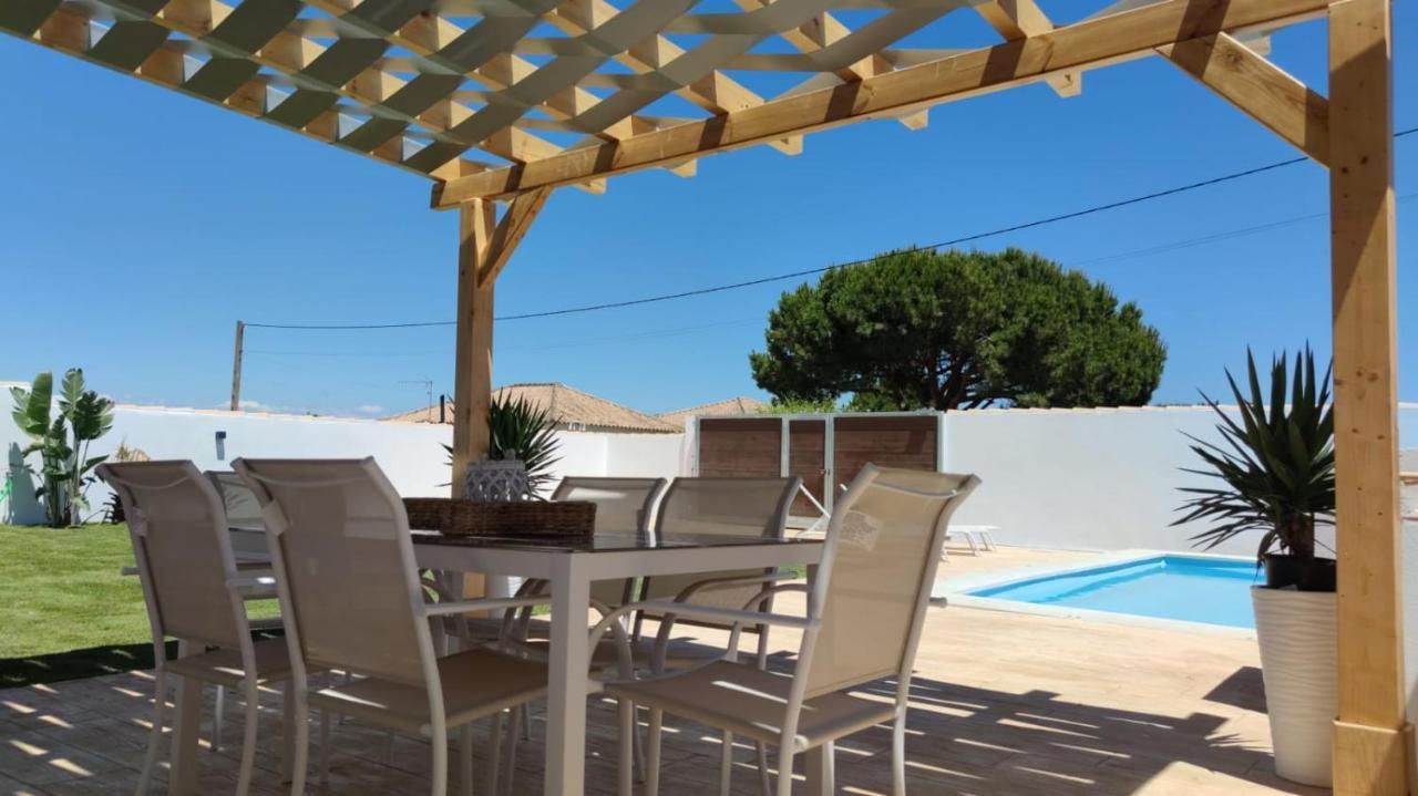 PALAPA GARDEN, muy cerca del mar, con piscina privada Villa Chiclana de la Frontera Exterior foto