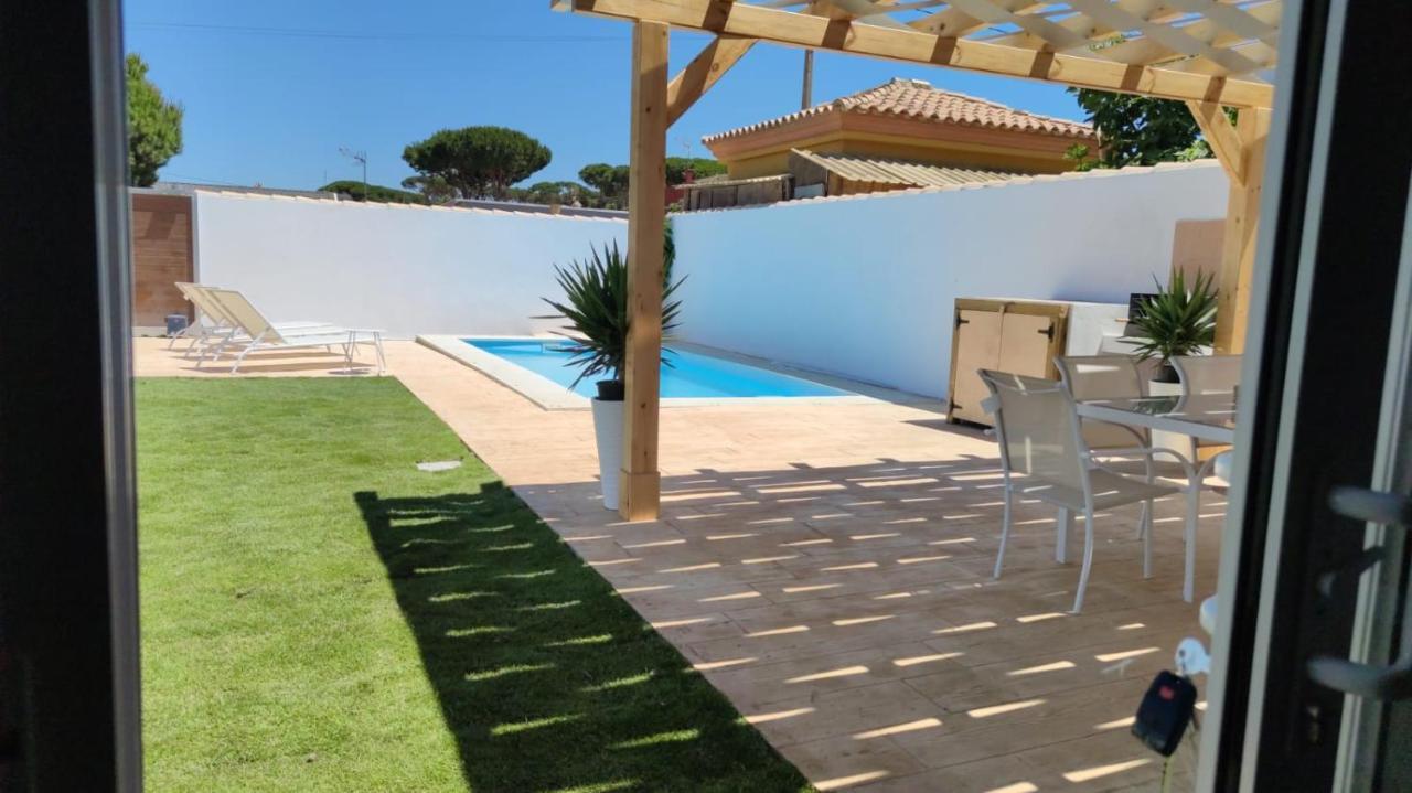 PALAPA GARDEN, muy cerca del mar, con piscina privada Villa Chiclana de la Frontera Exterior foto