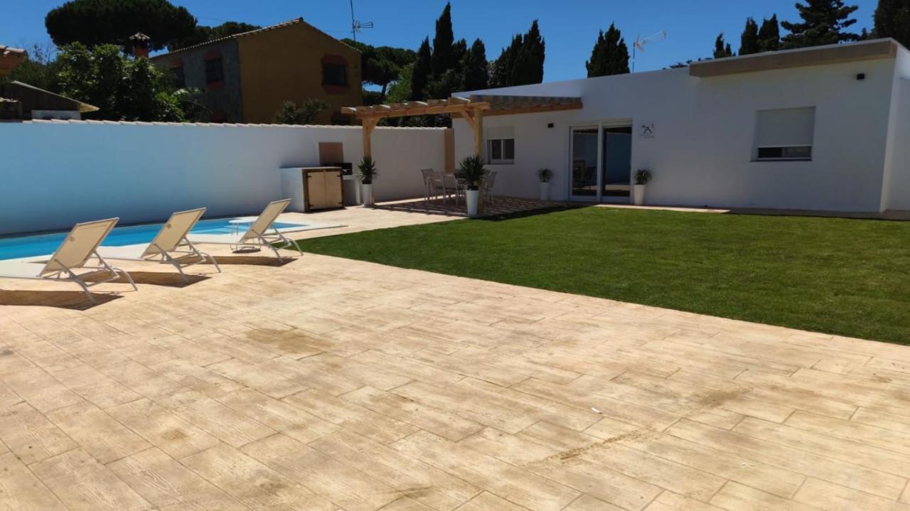 PALAPA GARDEN, muy cerca del mar, con piscina privada Villa Chiclana de la Frontera Exterior foto